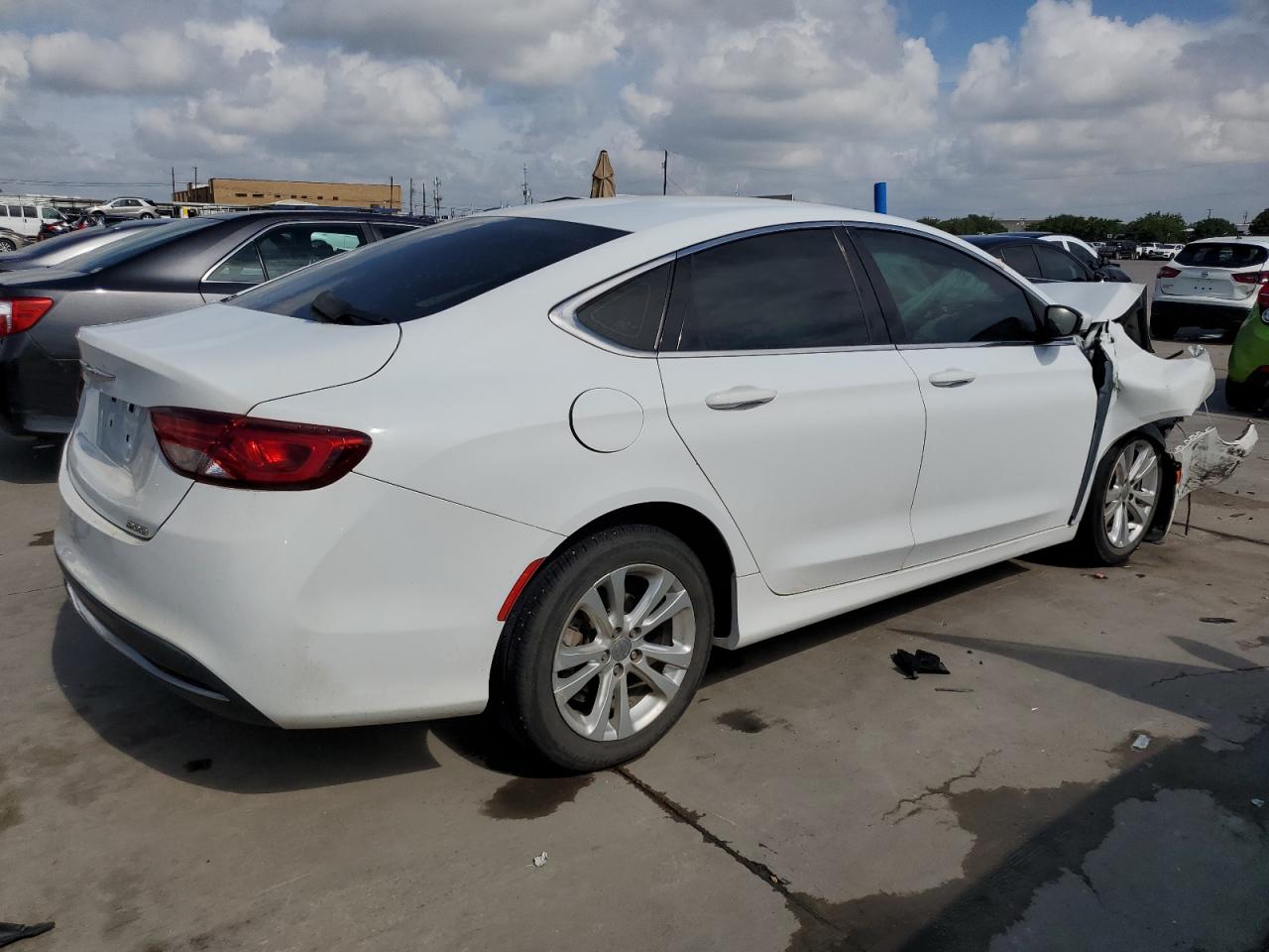 2015 Chrysler 200 Limited vin: 1C3CCCAB6FN754817