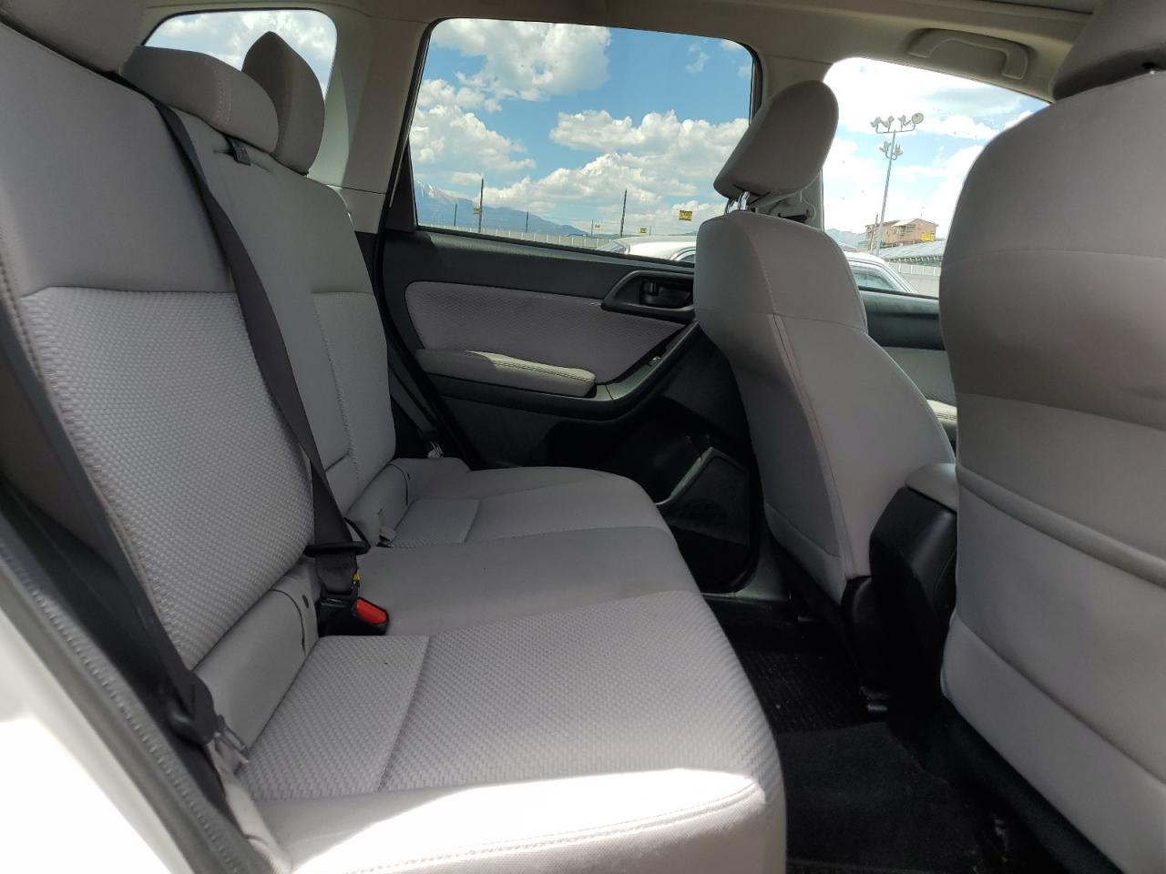 JF2SJAEC7HH583809 2017 Subaru Forester 2.5I Premium