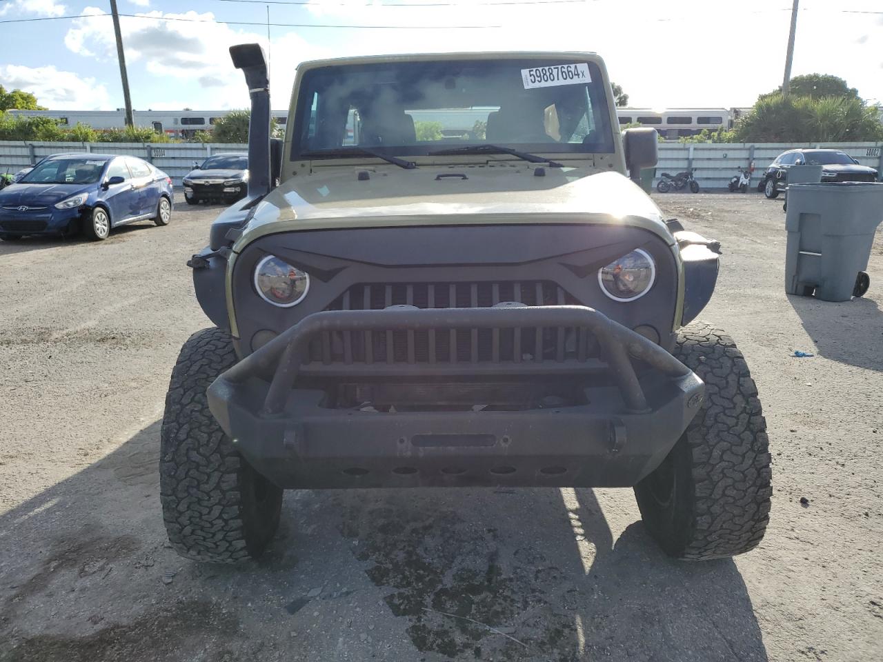 2013 Jeep Wrangler Unlimited Sport vin: 1C4BJWDG4DL627336