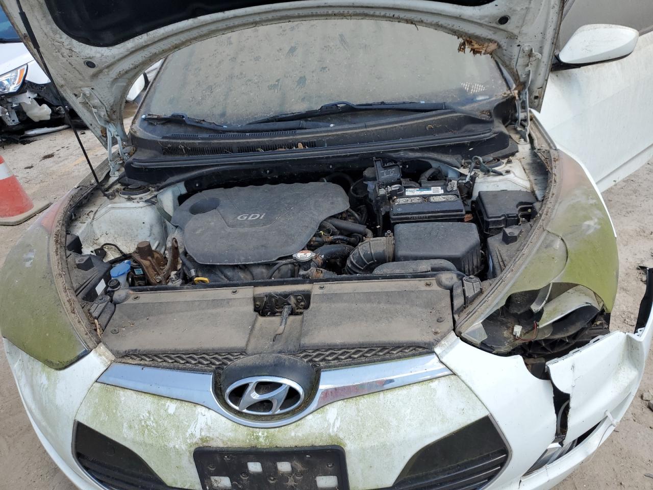 KMHTC6AD1DU084655 2013 Hyundai Veloster