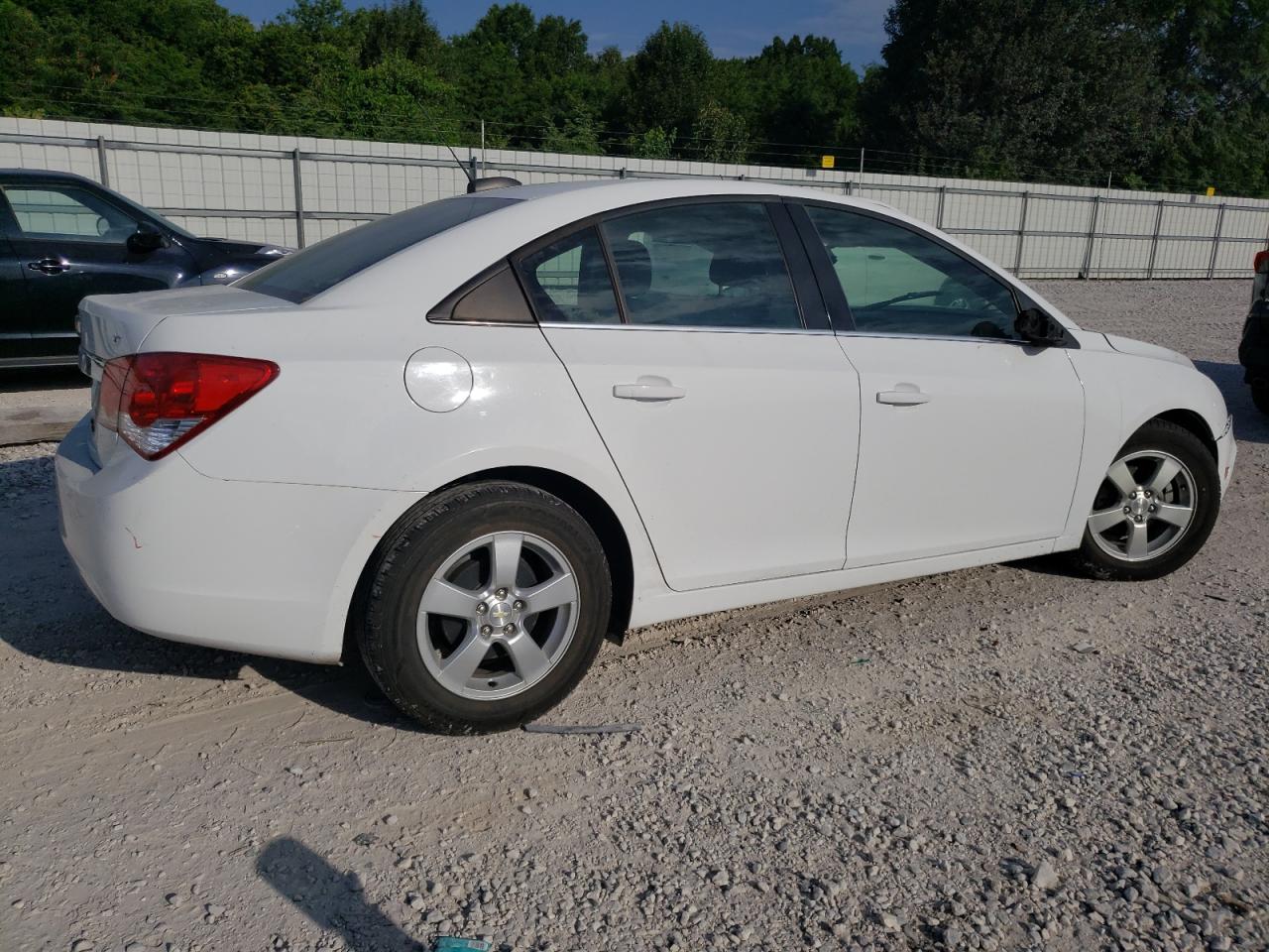 2016 Chevrolet Cruze Limited Lt vin: 1G1PE5SB9G7225670