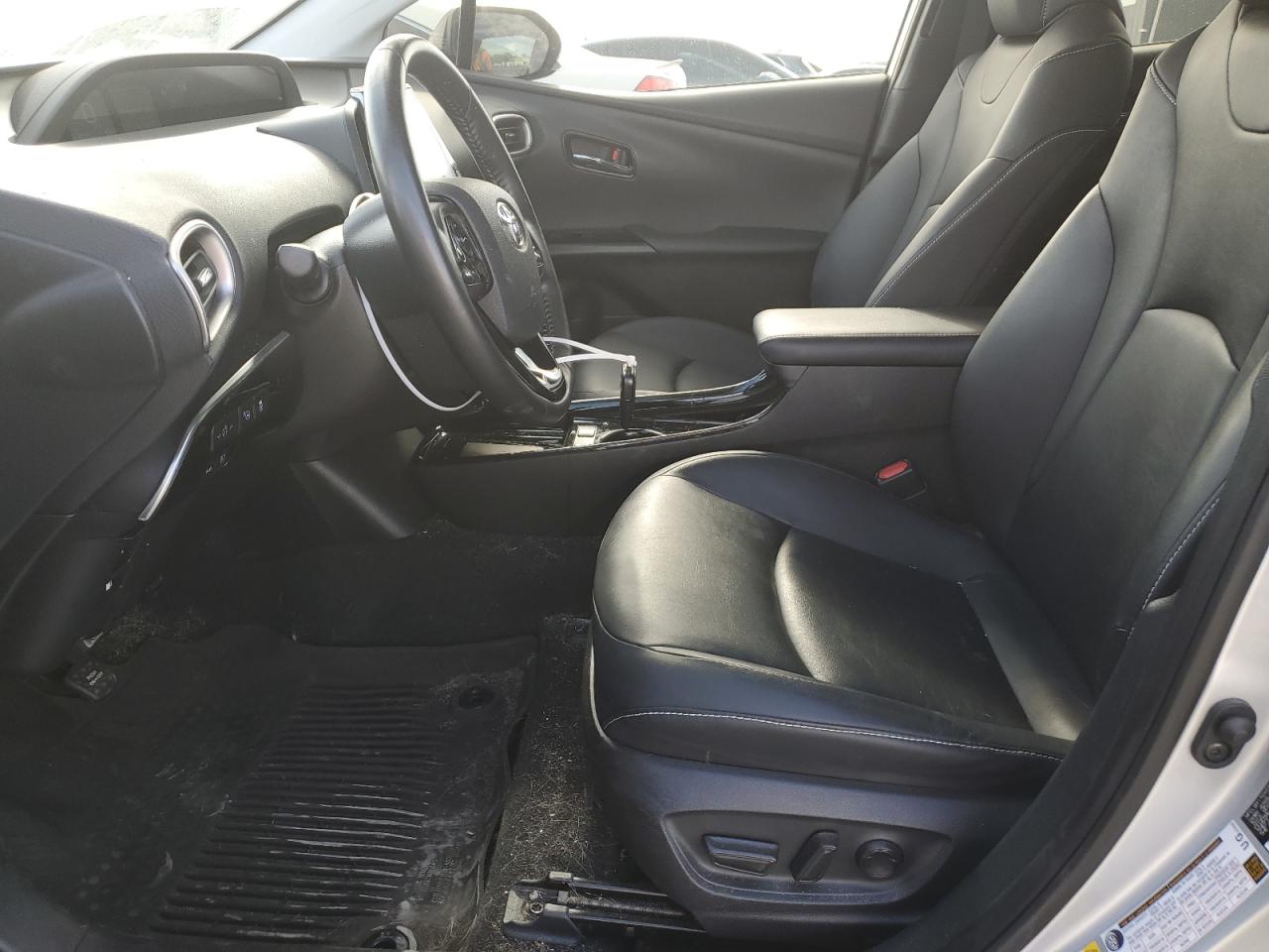 JTDKAMFP5M3173972 2021 Toyota Prius Prime Le