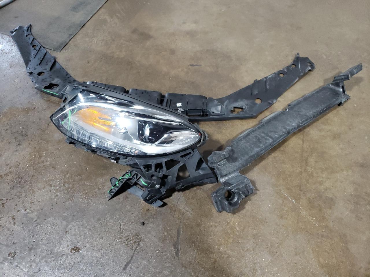 4JGDA5HB1HA950421 2017 Mercedes-Benz Gle 350 4Matic