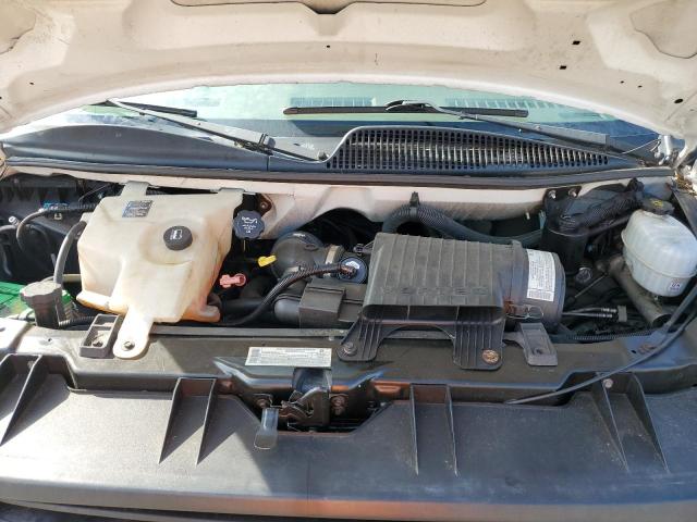 2005 GMC Savana Cutaway G3500 VIN: 1GDJG31U951100520 Lot: 57411954