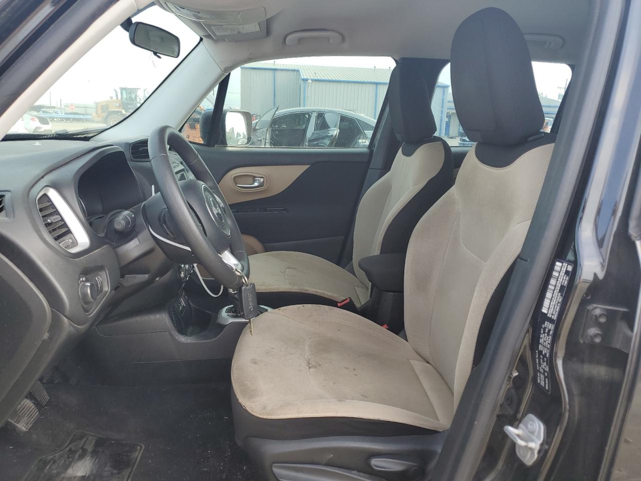 ZACCJAAT7FPB48335 2015 Jeep Renegade Sport