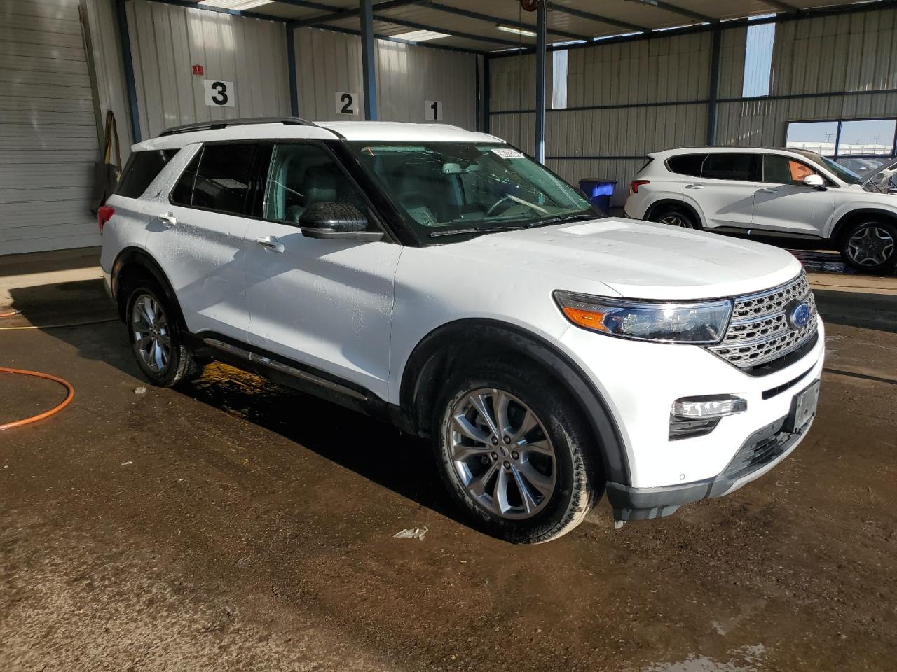 2023 Ford Explorer Limited vin: 1FMSK8FH0PGA24424