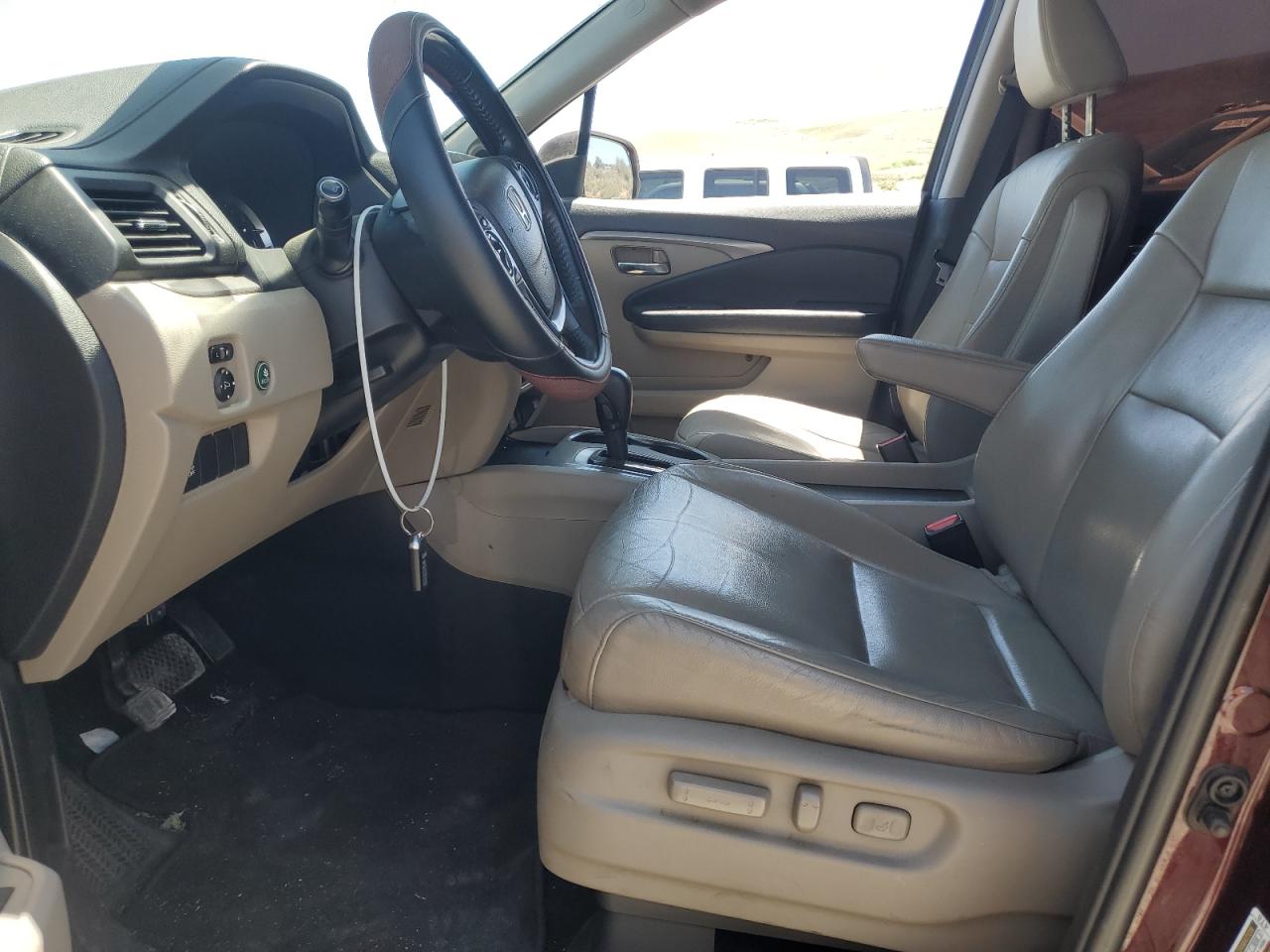 5FNYF5H5XGB028298 2016 Honda Pilot Exl