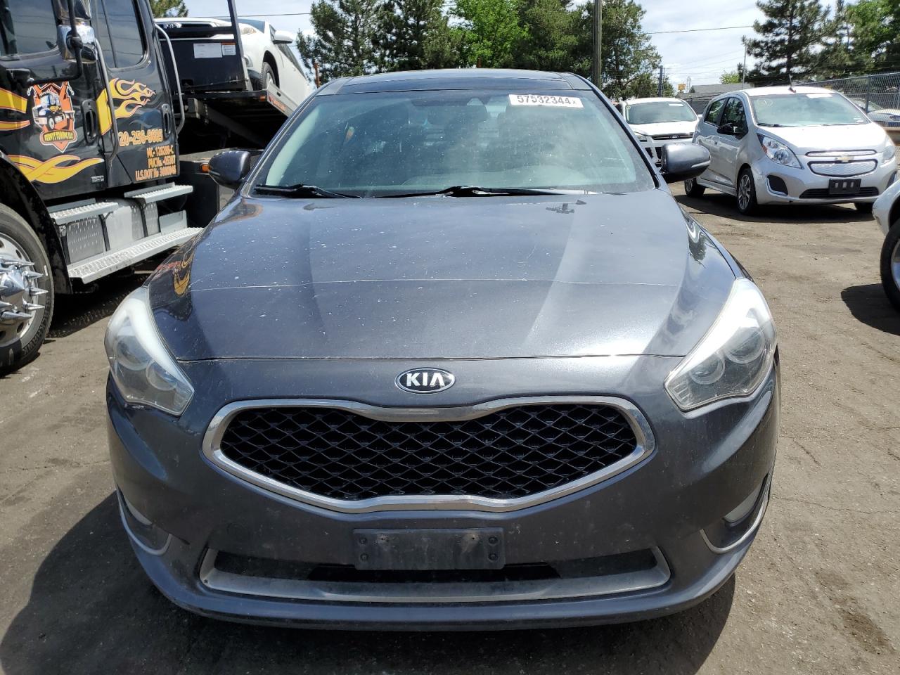 2015 Kia Cadenza Premium vin: KNALN4D79F5175966