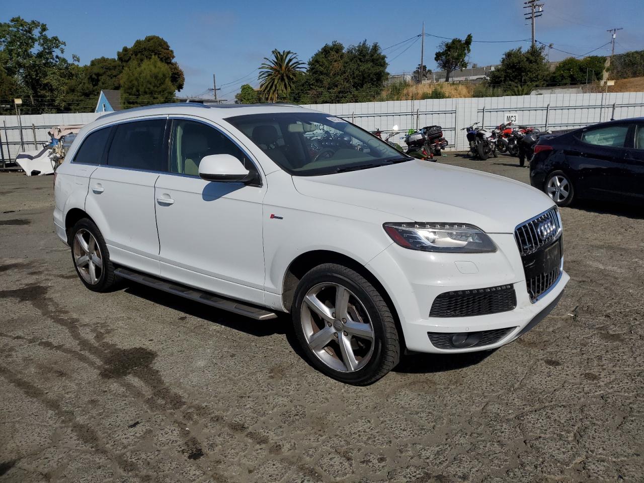 2014 Audi Q7 Prestige vin: WA1DGAFEXED004329