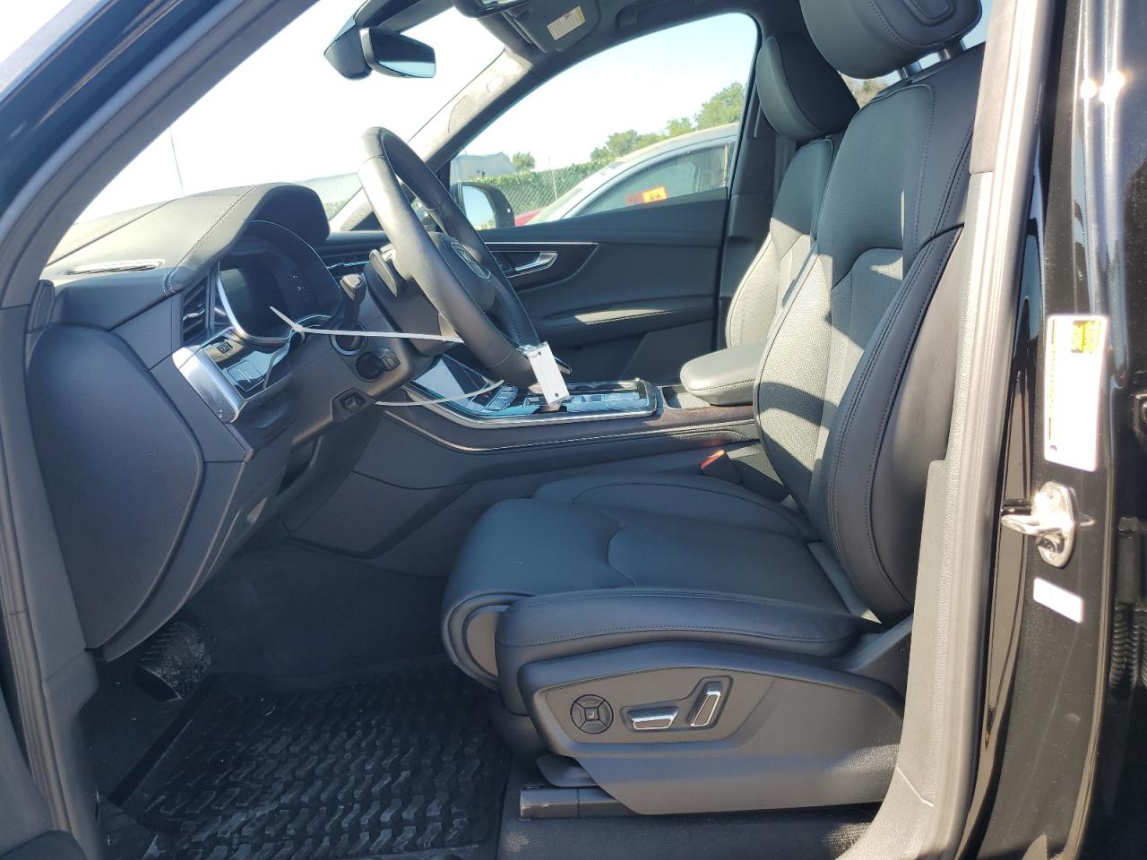 WA1VXBF77PD030580 2023 Audi Q7 Prestige
