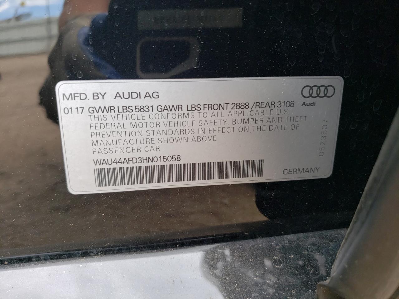 WAU44AFD3HN015058 2017 Audi A8 L Quattro