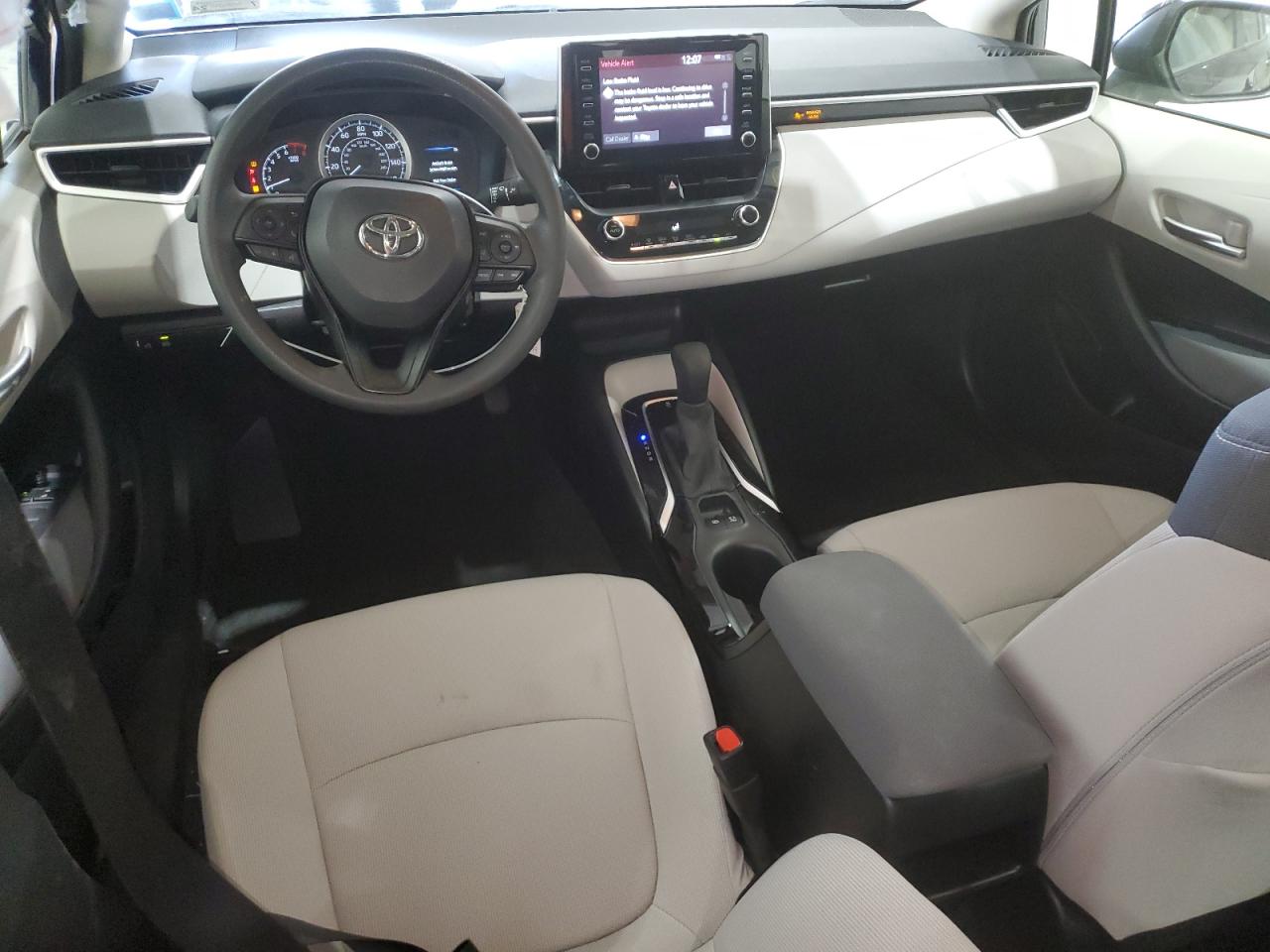 2020 Toyota Corolla Le vin: JTDEPRAE1LJ055412