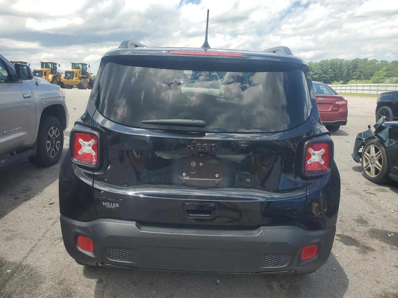 ZACCJBBB1JPG80071 2018 Jeep Renegade Latitude
