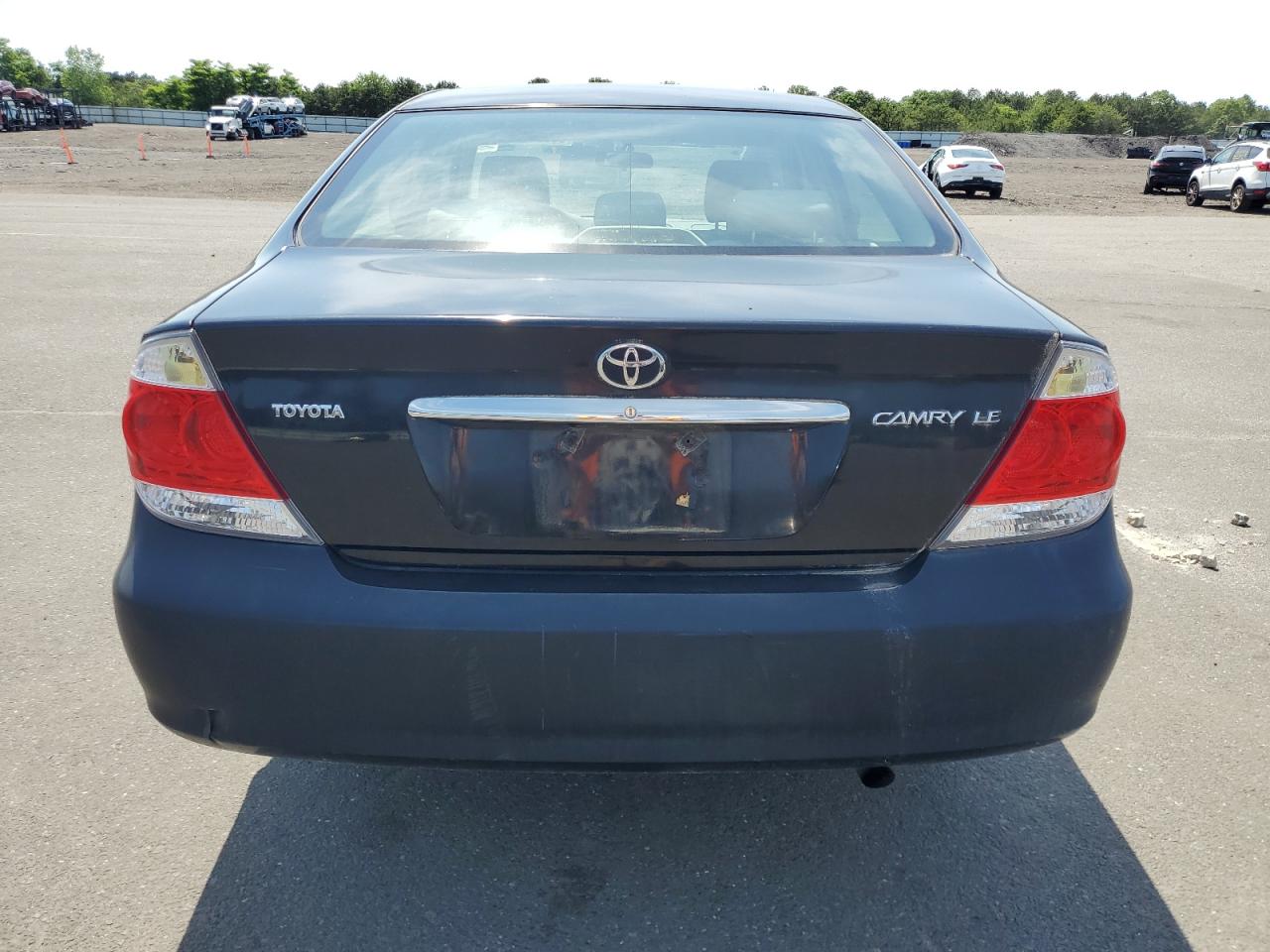 4T1BE32K05U039807 2005 Toyota Camry Le