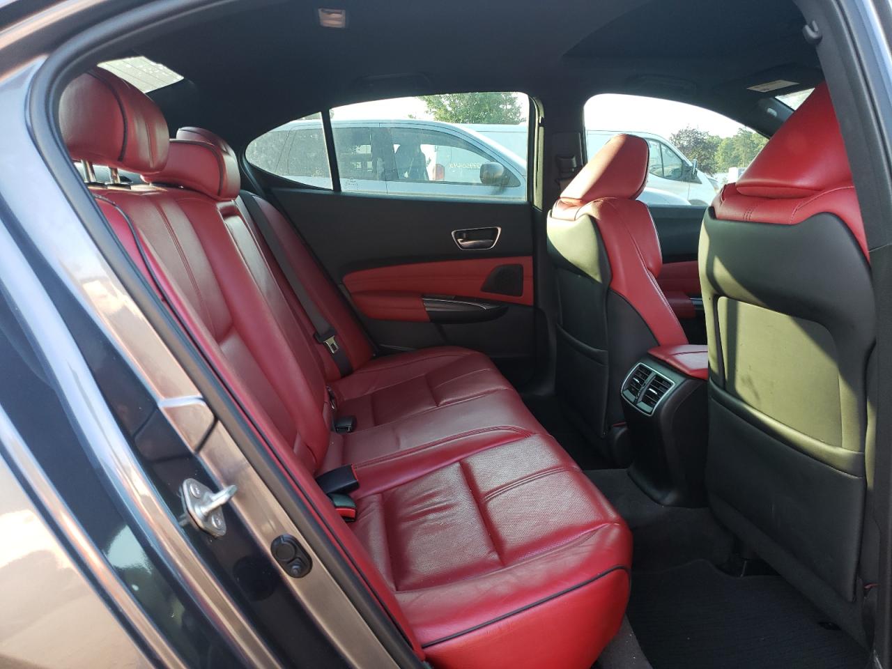 19UUB1F63KA002983 2019 Acura Tlx Technology