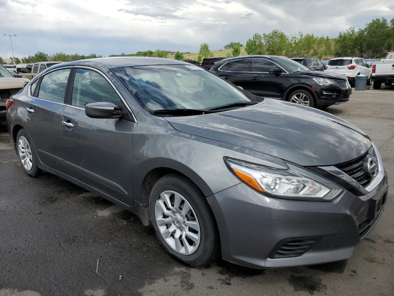 2018 Nissan Altima 2.5 vin: 1N4AL3AP5JC122156