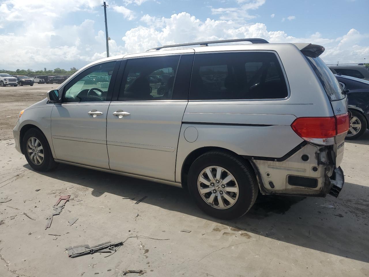 5FNRL386X8B091137 2008 Honda Odyssey Exl