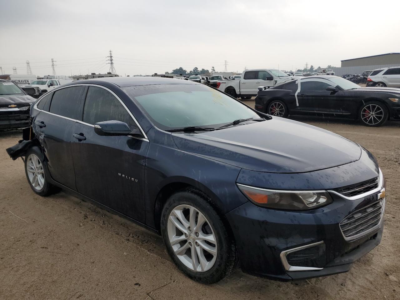 1G1ZE5STXGF311013 2016 Chevrolet Malibu Lt