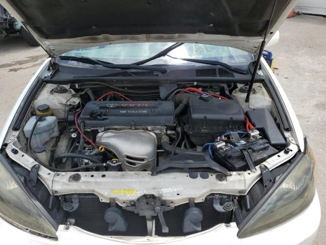 2004 Toyota Camry Le VIN: JTDBE32K640249791 Lot: 57669174