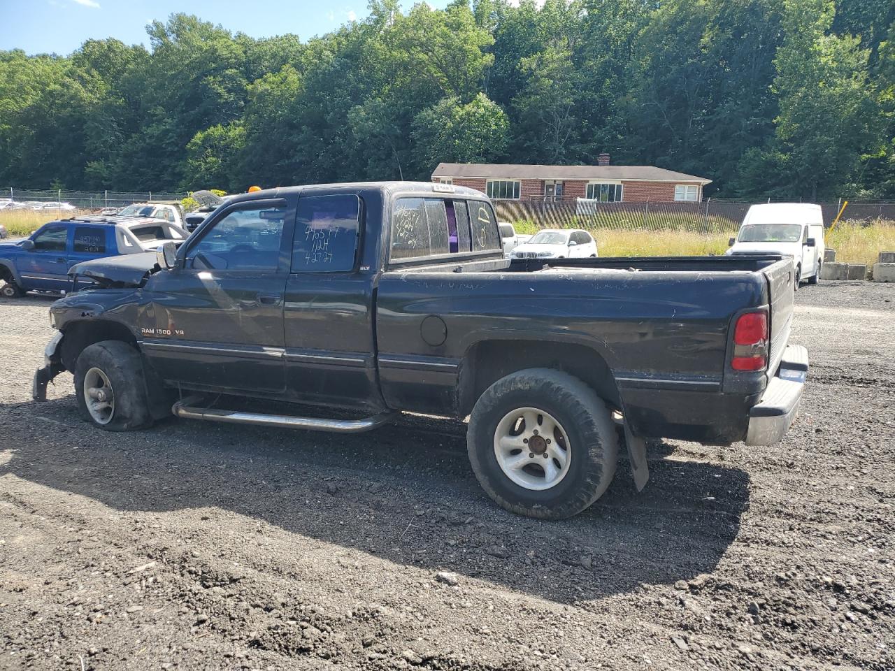 3B7HF13Y5TM180165 1996 Dodge Ram 1500