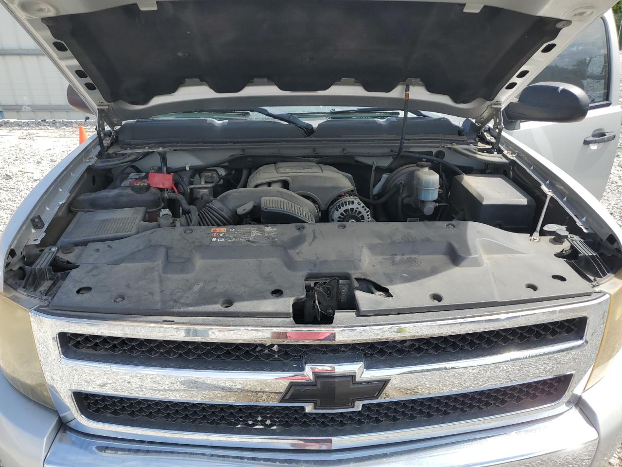 1GCRCSE06BZ373982 2011 Chevrolet Silverado C1500 Lt