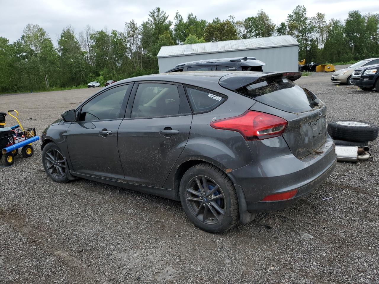 2015 Ford Focus Se vin: 1FADP3K28FL327661