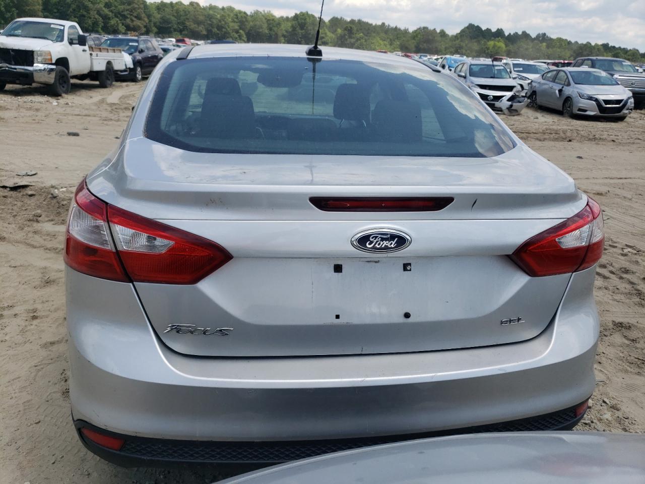 2012 Ford Focus Sel vin: 1FAHP3H23CL374164