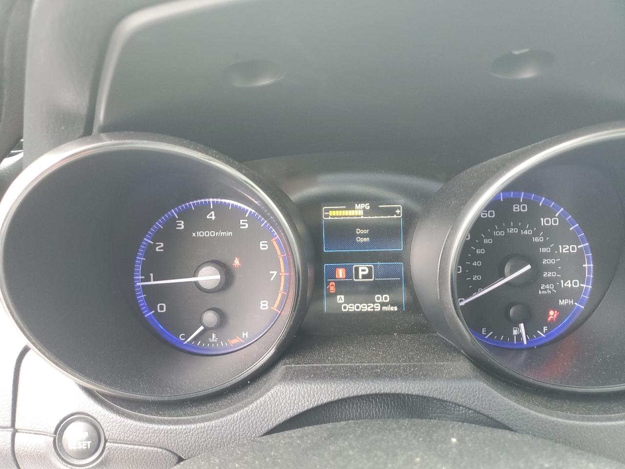 4S4BSADC3H3272593 2017 Subaru Outback 2.5I Premium