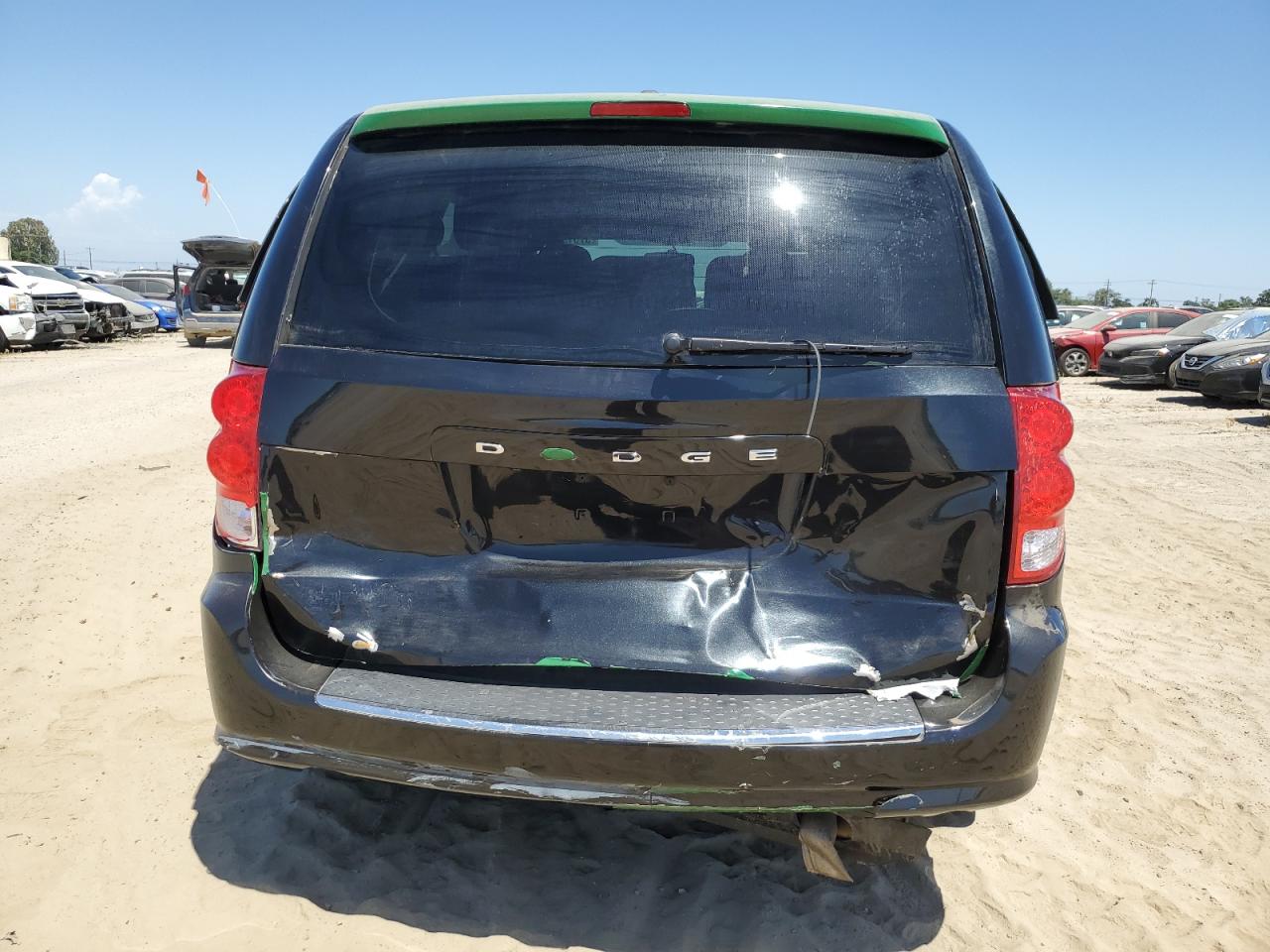 2C4RDGCG2JR208756 2018 Dodge Grand Caravan Sxt
