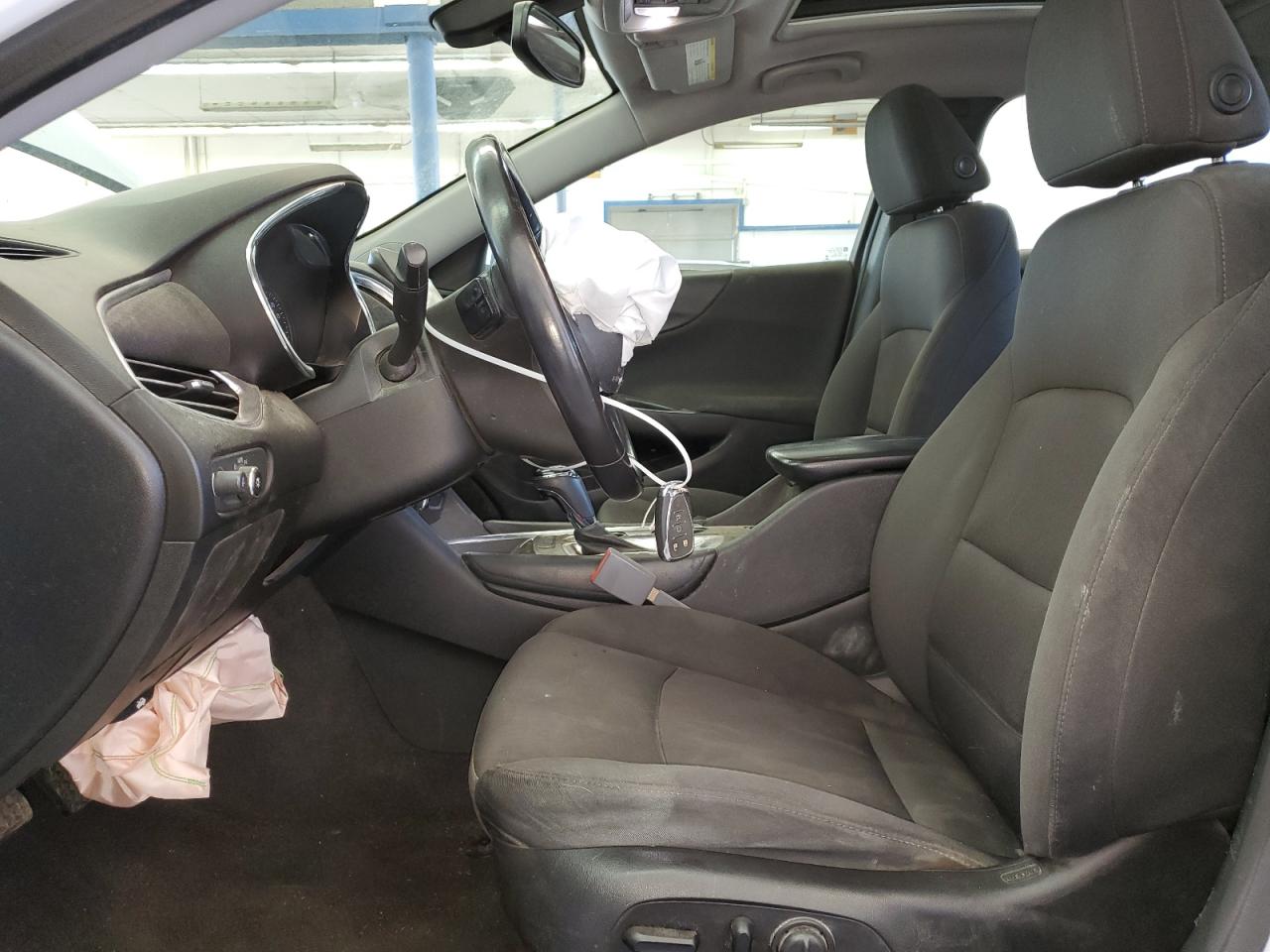 1G1ZD5ST1JF149329 CHEVROLET MALIBU 2018