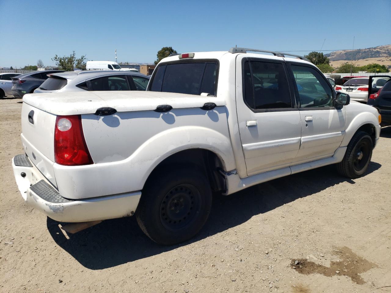 1FMZU67E72UD41645 2002 Ford Explorer Sport Trac