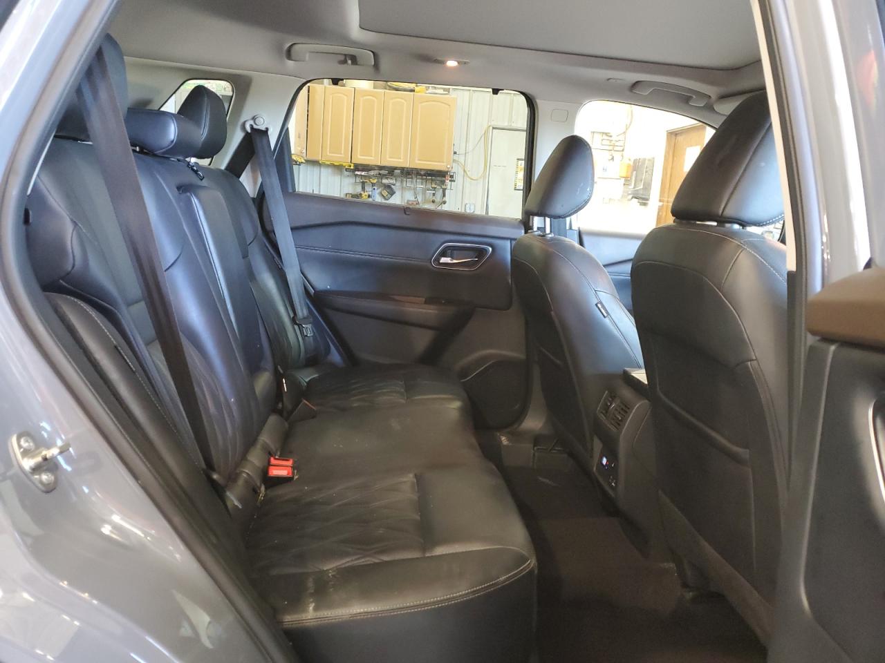 JN8BT3DC1NW117472 2022 Nissan Rogue Platinum