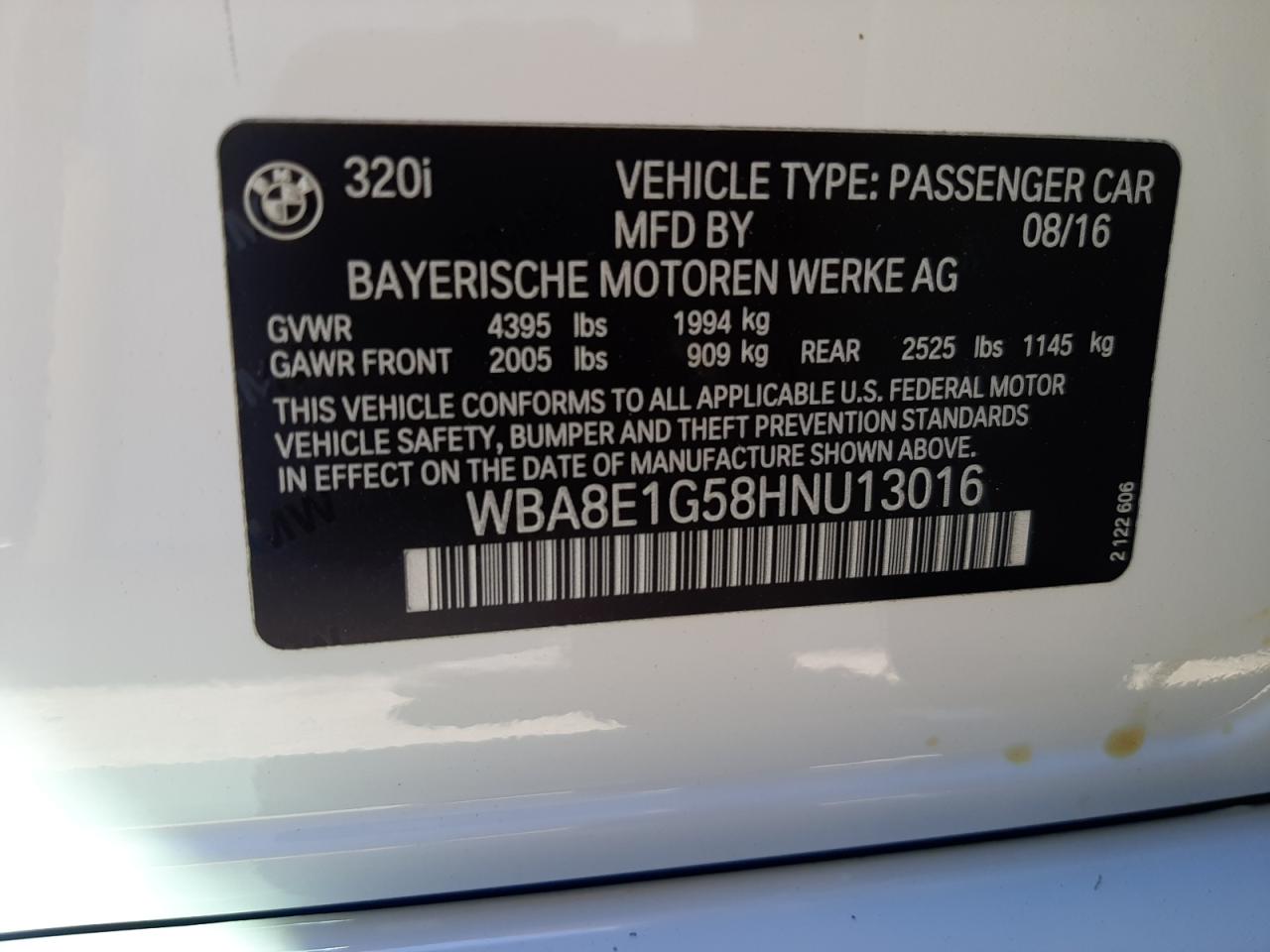 WBA8E1G58HNU13016 2017 BMW 320 I
