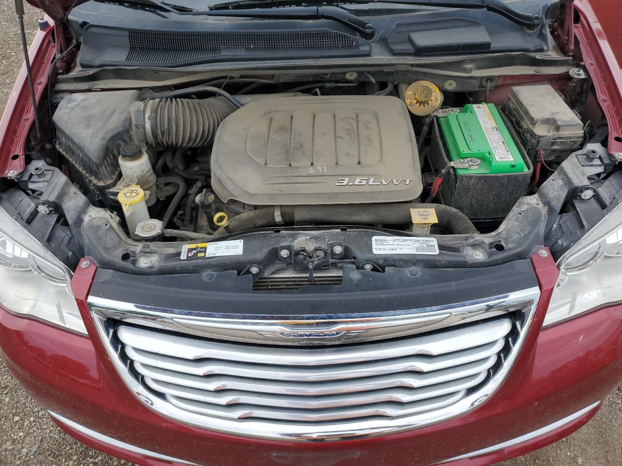 2C4RC1JG2GR261971 2016 Chrysler Town & Country Limited