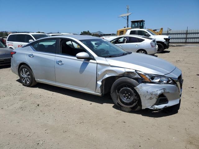 1N4BL4BV3LC134235 Nissan Altima S 4