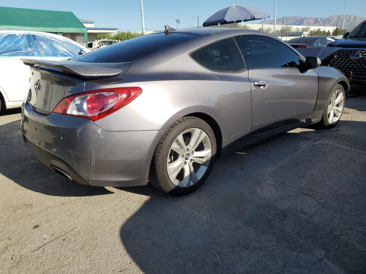 2012 Hyundai Genesis Coupe 3.8L vin: KMHHU6KH5CU071958