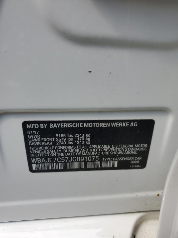 WBAJE7C57JG891075 2018 BMW 540 Xi