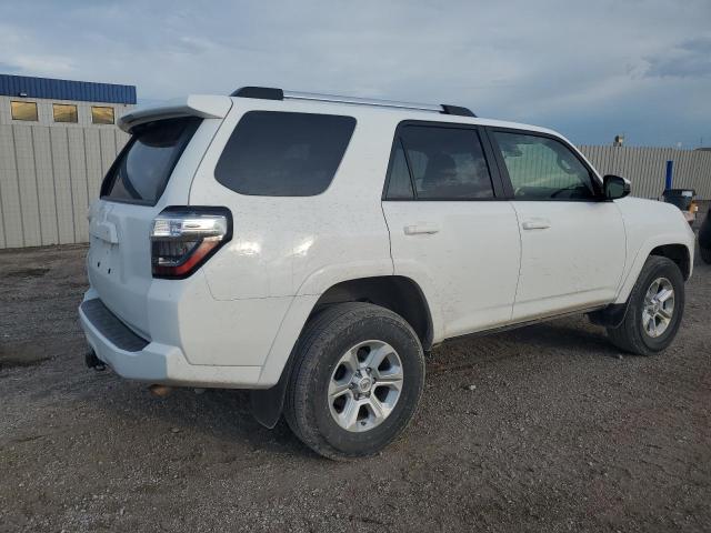 JTEMU5JR9M5853713 Toyota 4Runner SR 3