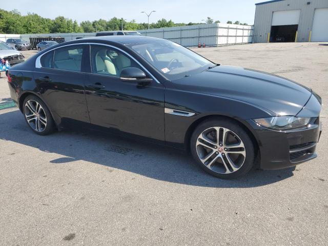 VIN SAJAD4BV7HA953790 2017 Jaguar XE, Premium no.4