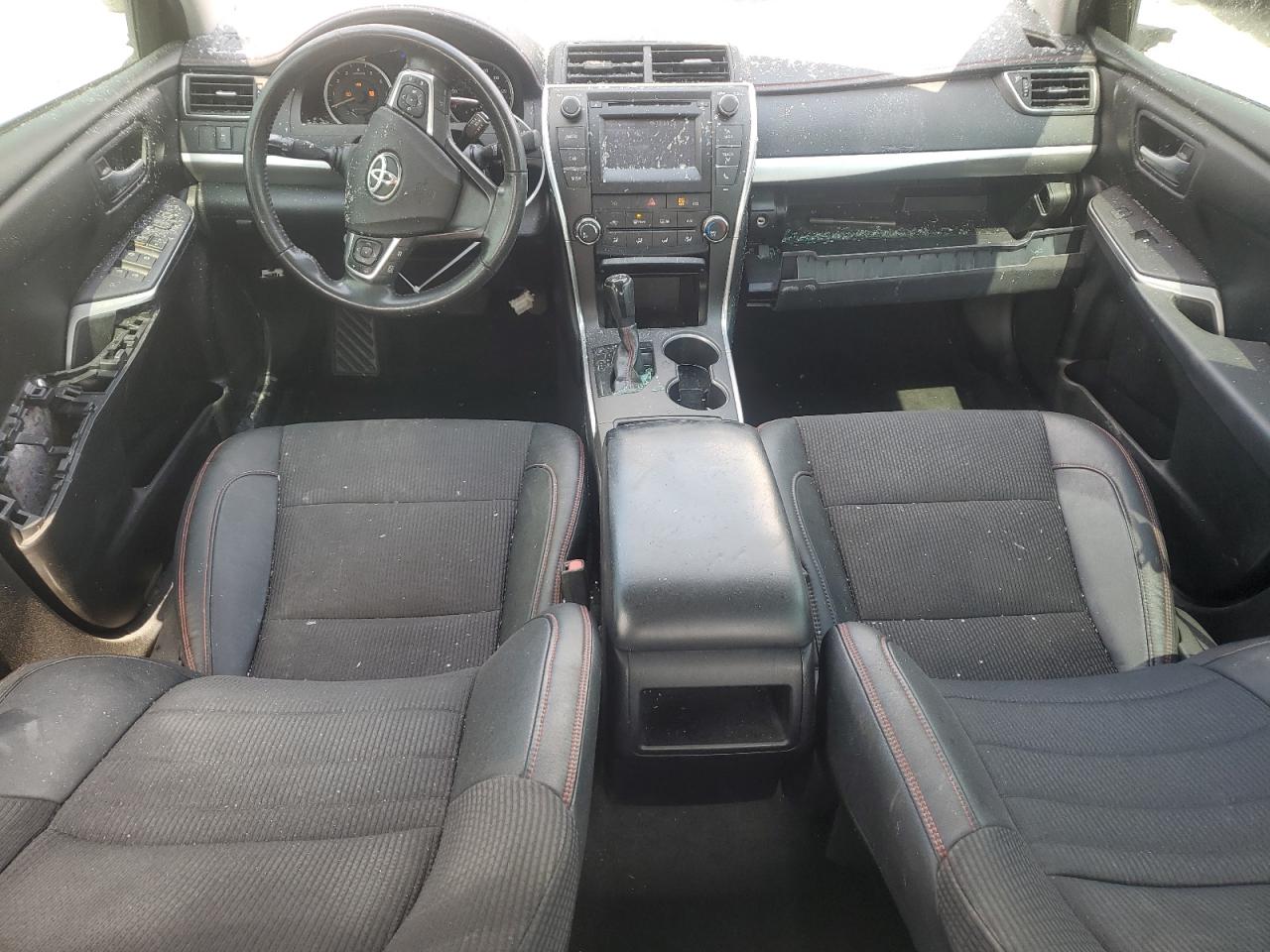 4T1BF1FK0GU238628 2016 Toyota Camry Le