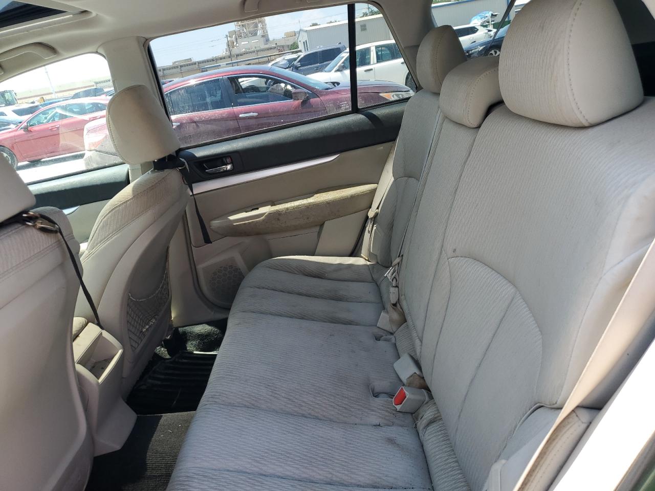 4S4BRBGC4B3330361 2011 Subaru Outback 2.5I Premium