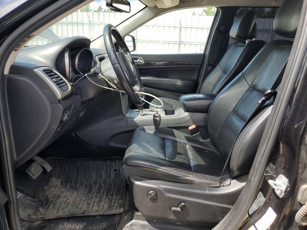 1C4RJFAG7CC312998 2012 Jeep Grand Cherokee Laredo