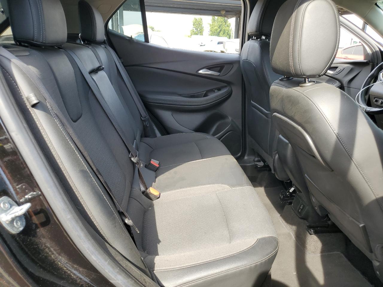 KL4MMDSLXMB160685 2021 Buick Encore Gx Select