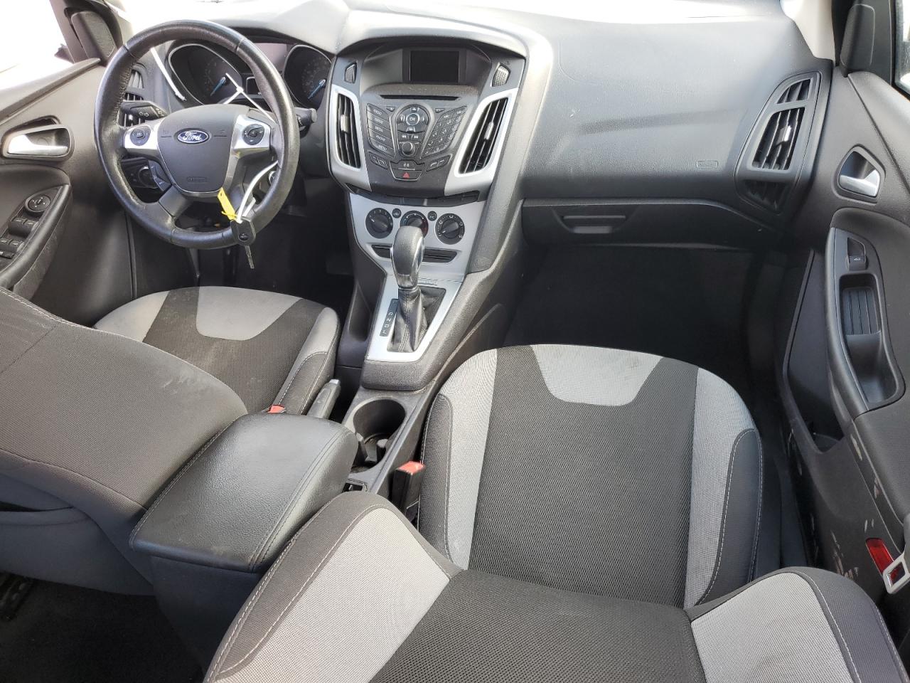 1FADP3F2XEL304522 2014 Ford Focus Se