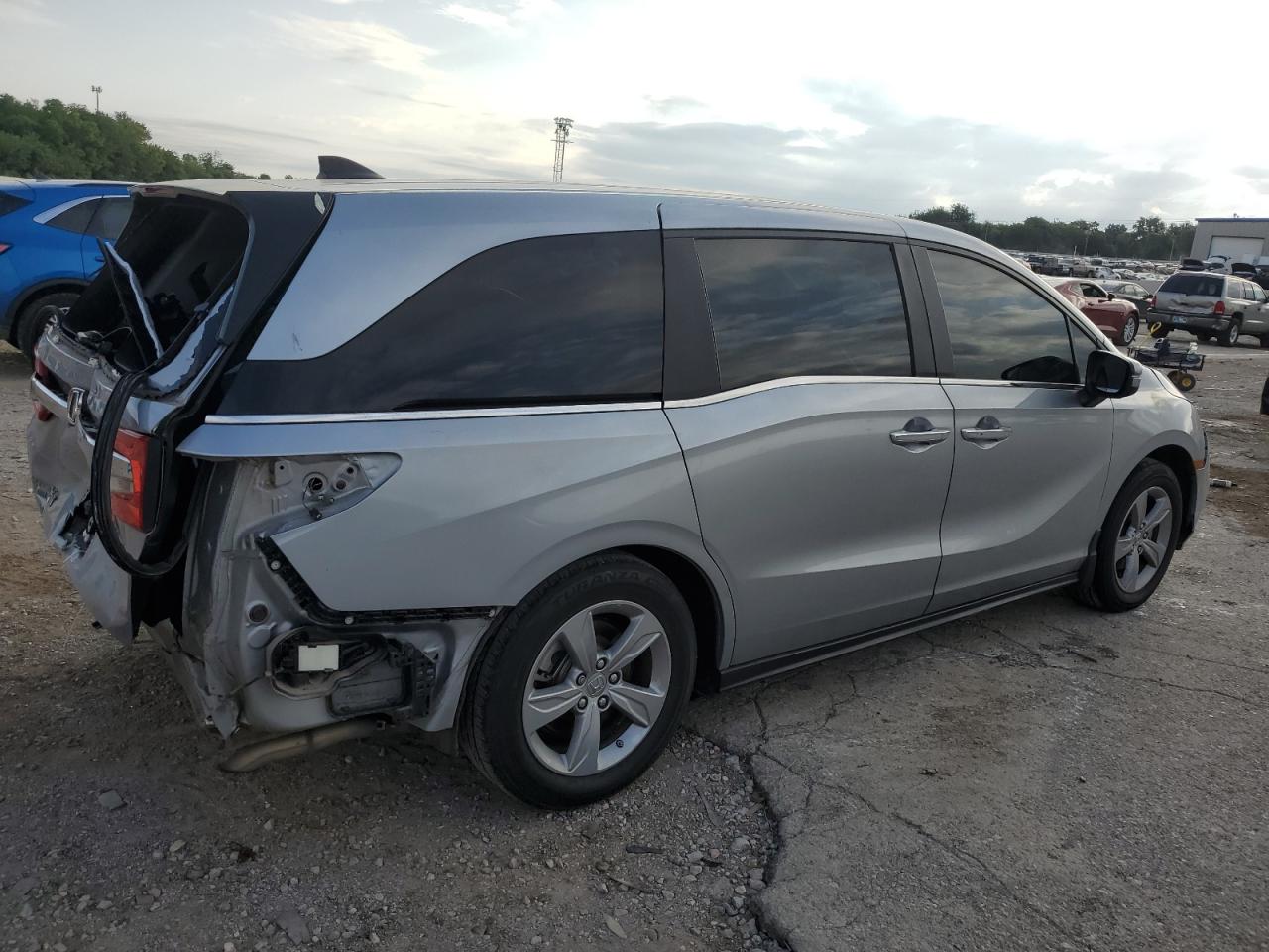 5FNRL6H7XJB045663 HONDA All Models 2018