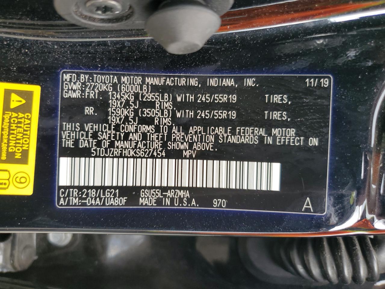 5TDJZRFH0KS627454 2019 Toyota Highlander Se