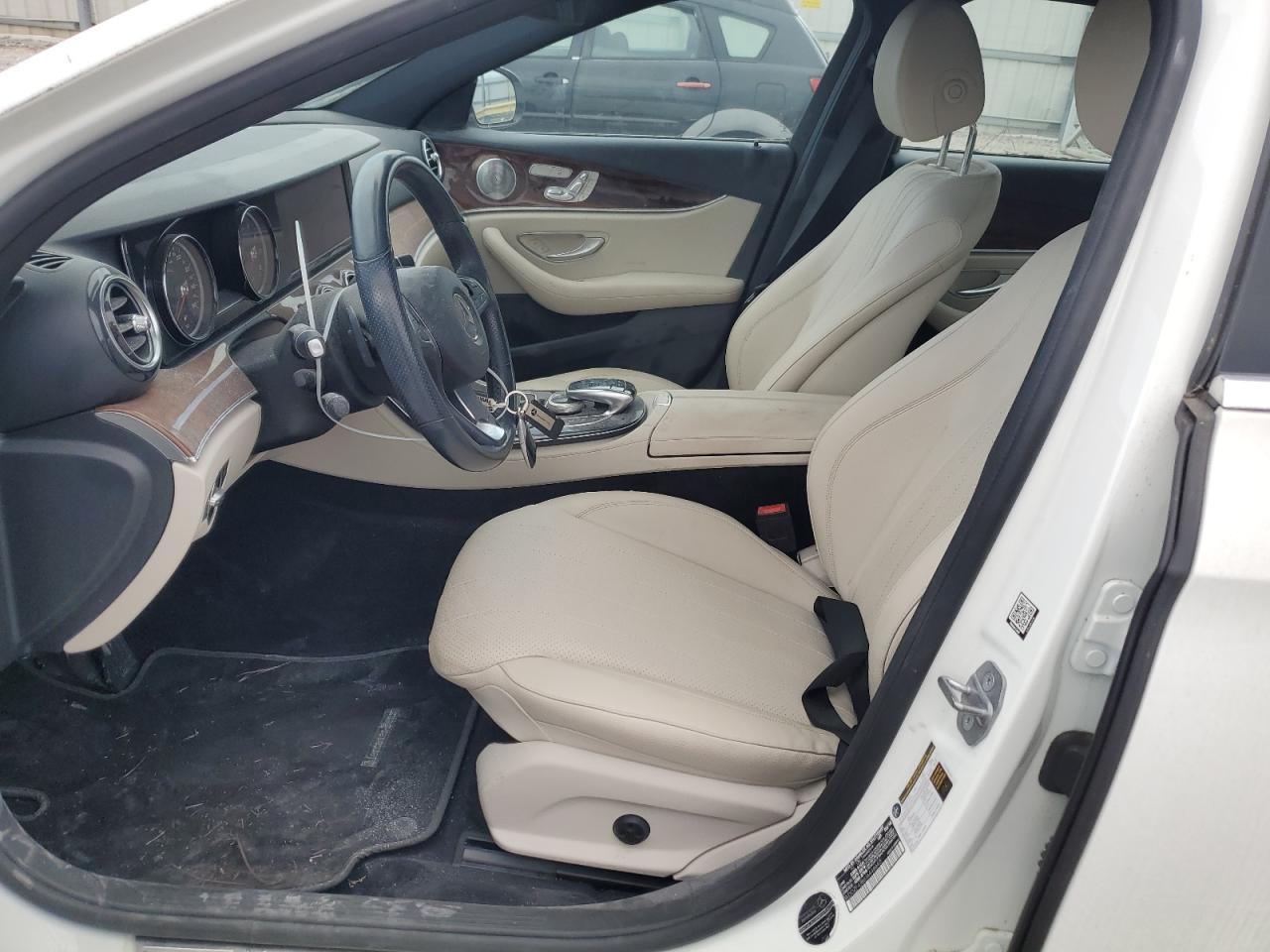 WDDZF4JB6JA448645 2018 Mercedes-Benz E 300