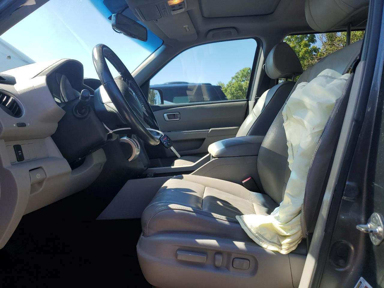 5FNYF4H50BB063841 2011 Honda Pilot Exl