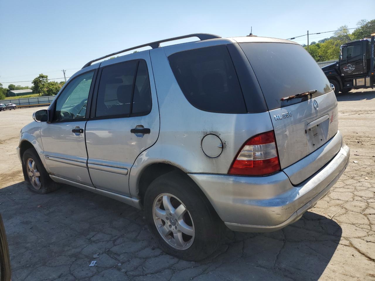 4JGAB57E34A493326 2004 Mercedes-Benz Ml 350