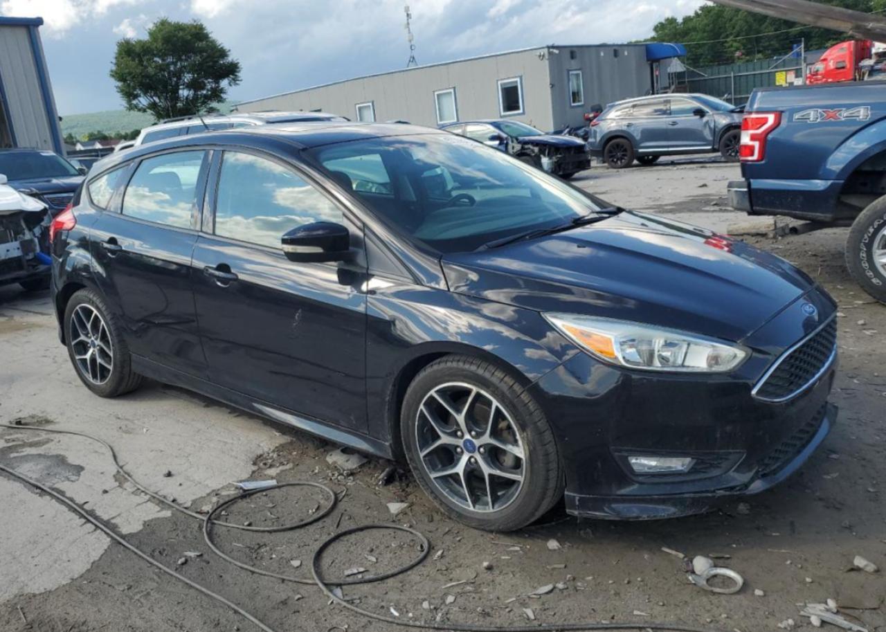 1FADP3K20GL375981 2016 Ford Focus Se